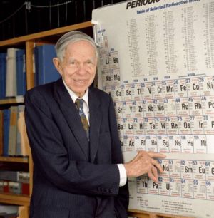 Seaborg with periodic table
