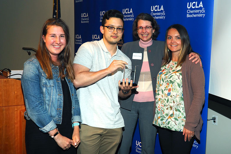 19UCLAChemBiochem_DeptAwards_#048