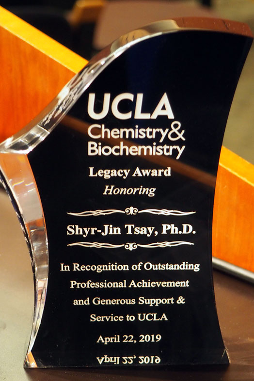 19UCLAChemBiochem_DeptAwards_#055